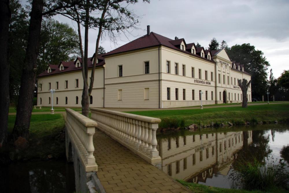 Kynsperk nad Ohri Zamek Kamenny Dvur酒店 外观 照片